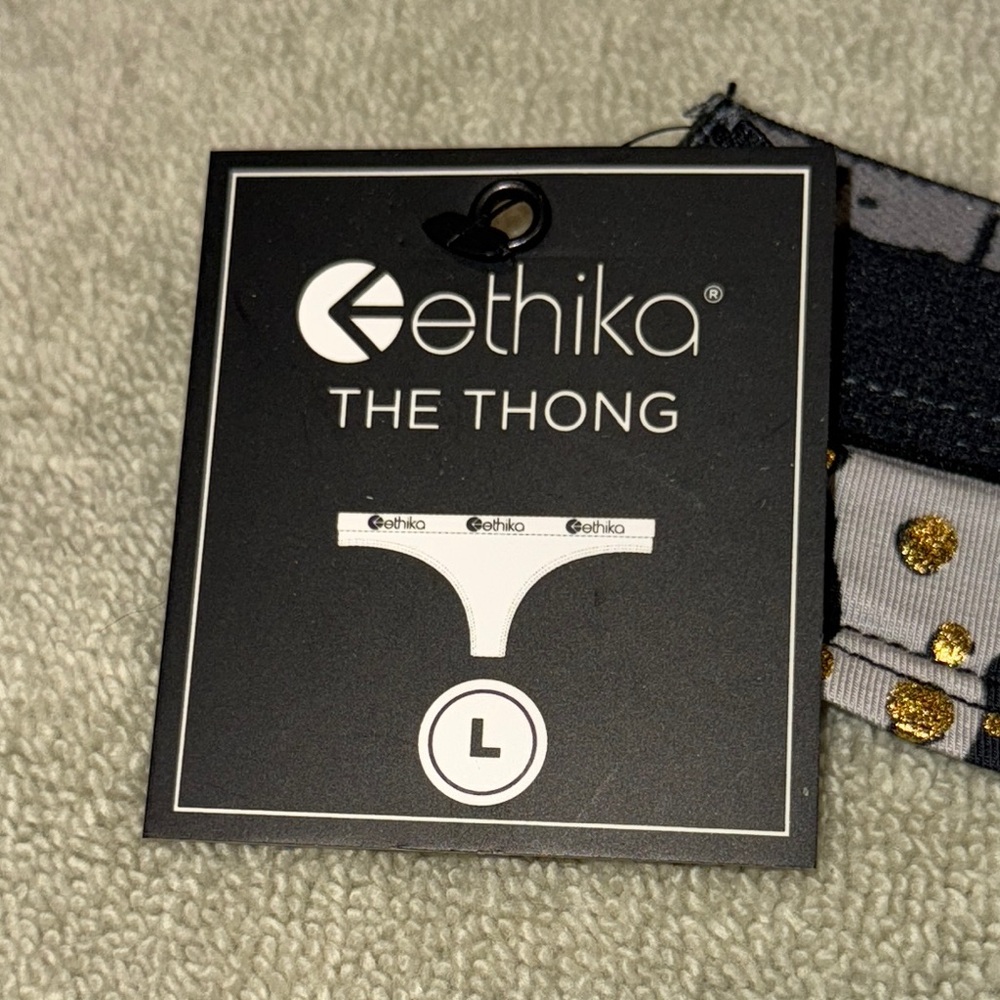 Ethika Black and Gold Patterned Thong - Picture 4 of 6